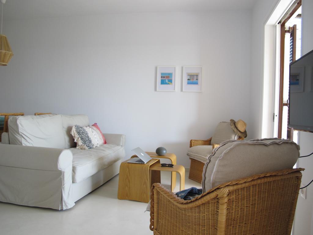Seafront Calista Beach House With Garden Glyfáda Exterior foto